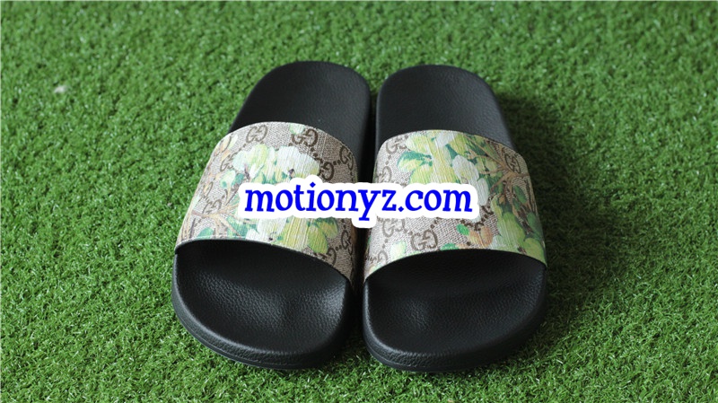 GC Slide Green Flower Pattern